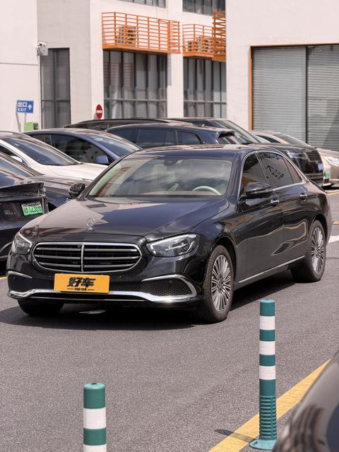 Mercedes-Benz E-Class 2022