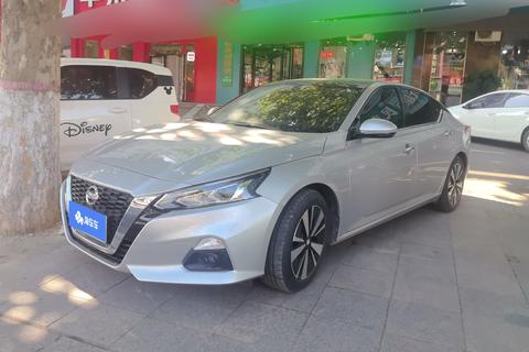 Nissan Teana 2022