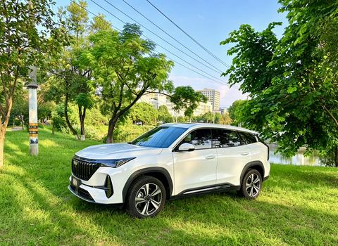 Geely Atlas 2025