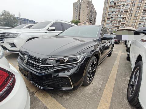 Volkswagen Passat 2024