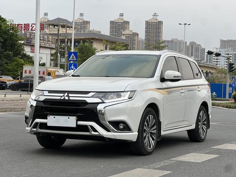 Mitsubishi Outlander 2021