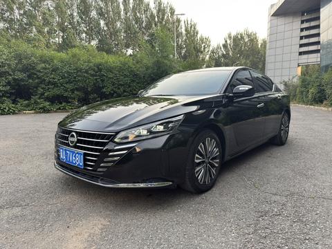 Nissan Teana 2022