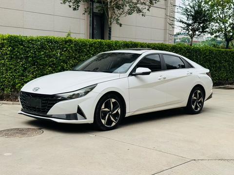 Hyundai Elantra 2021