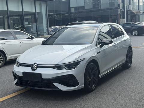Volkswagen Golf 2021