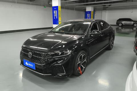 Volkswagen Passat 2023