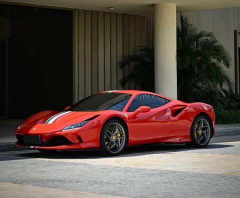 Ferrari F8 Tributo 2019