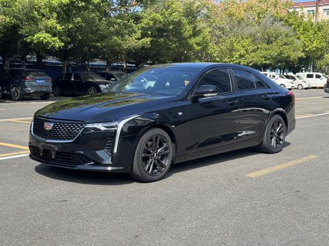 Cadillac CT4 2022