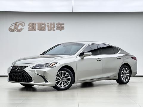 Lexus ES 2021