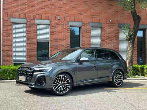 Audi SQ7 2024