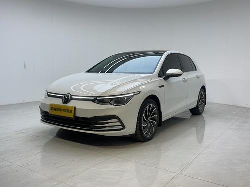 Volkswagen Golf 2021