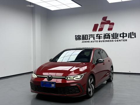 Volkswagen Golf GTI 2021