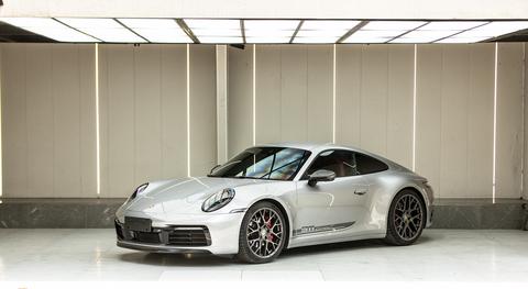Porsche 911 2023