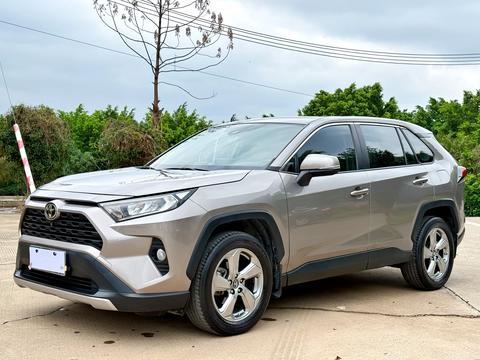 Toyota RAV4 2021