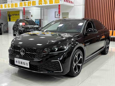 Volkswagen Passat 2024