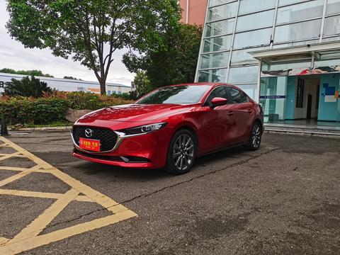Mazda 3 Axela 2021