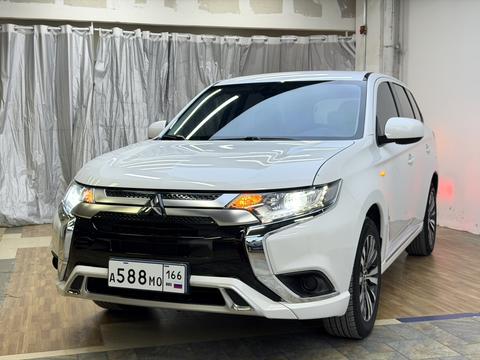 Mitsubishi Outlander 2021