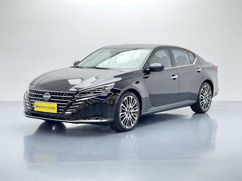 Nissan Teana 2022