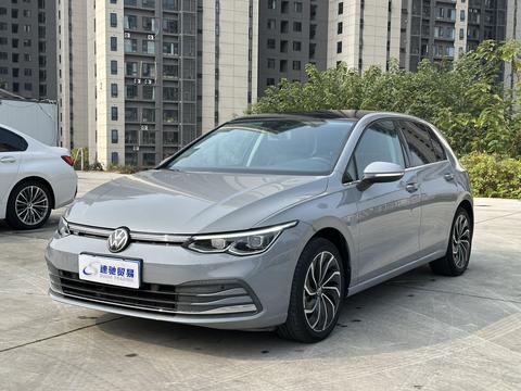Volkswagen Golf 2021
