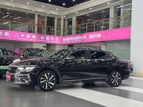 Volkswagen Passat 2022
