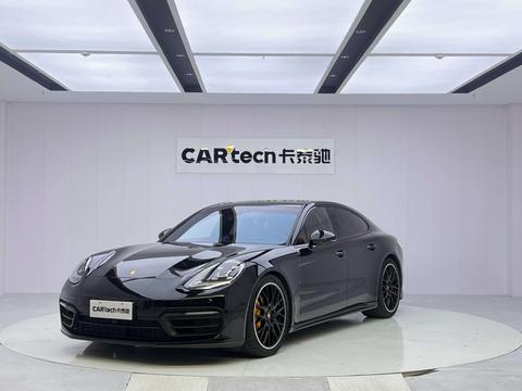 Porsche Panamera 2023