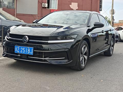 Volkswagen Magotan 2024
