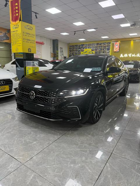 Volkswagen Passat 2022