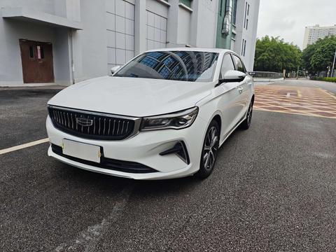 Geely Emgrand 2022