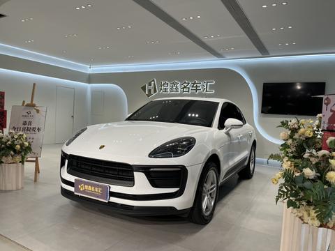 Porsche Macan 2022