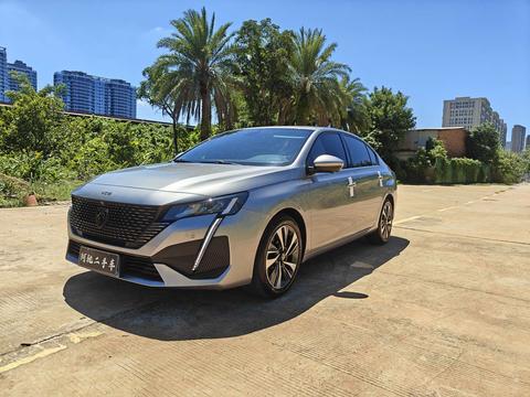 Peugeot 408 2024