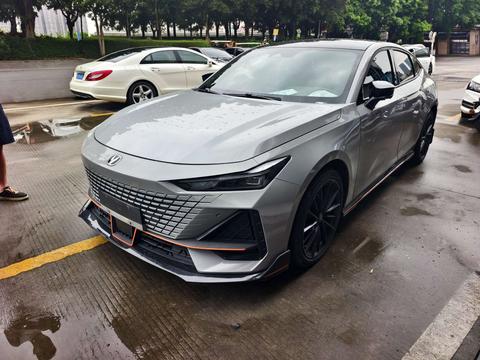Changan UNI-V 2022