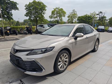 Toyota Camry 2021