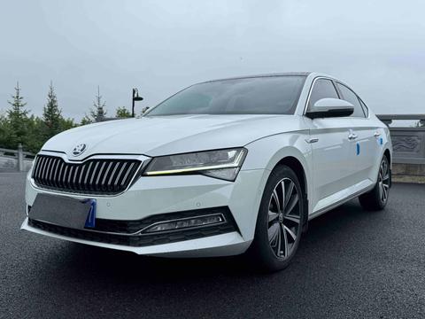 Skoda Superb 2023