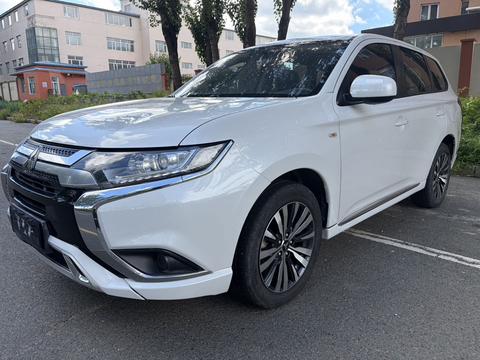 Mitsubishi Outlander 2021