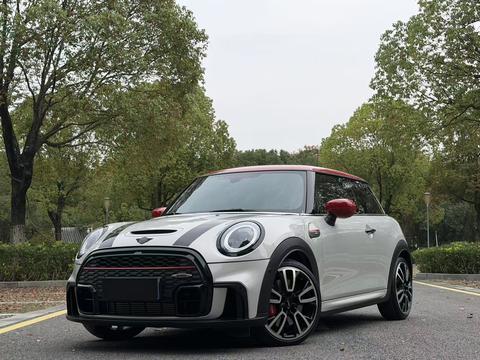 MINI JCW 2022