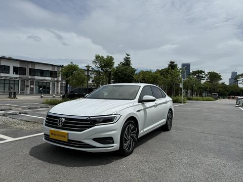 Volkswagen Sagitar 2022