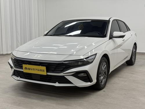 Hyundai Elantra 2023