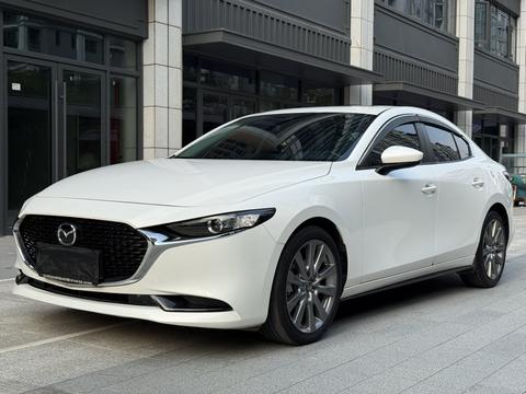 Mazda 3 Axela 2021