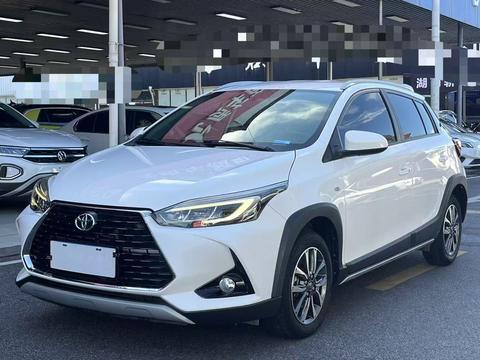 Toyota Yaris L 2022