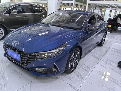 Hyundai Elantra 2022