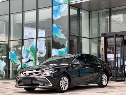 Toyota Camry 2021
