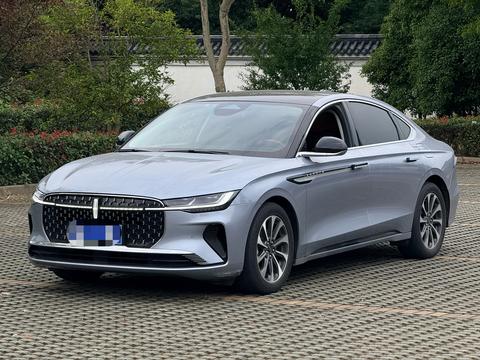 Lincoln Z 2022