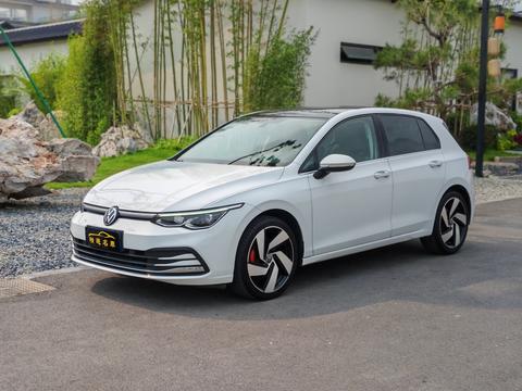 Volkswagen Golf 2021