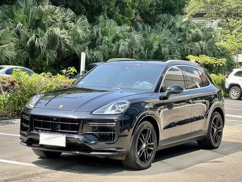 Porsche Cayenne 2023