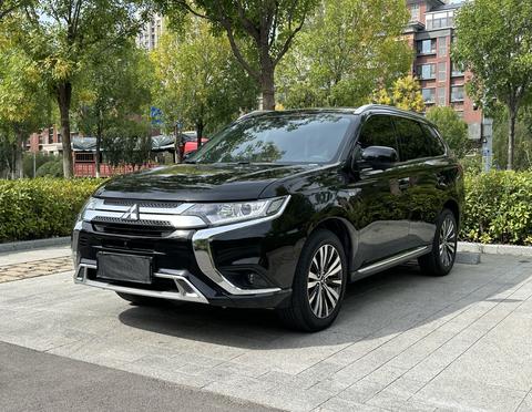 Mitsubishi Outlander 2021