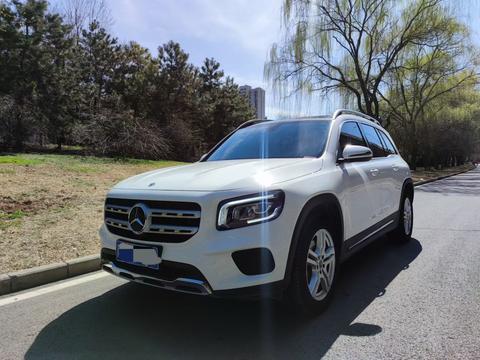 Mercedes-Benz GLB 2023