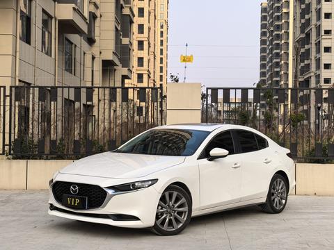 Mazda 3 Axela 2023