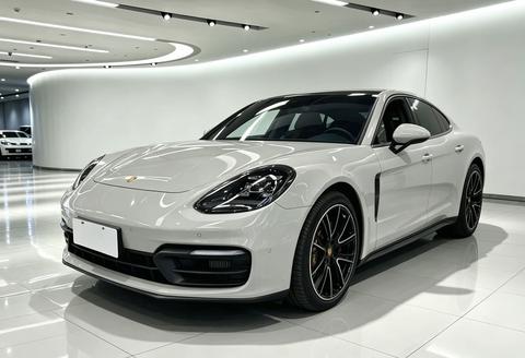 Porsche Panamera 2023
