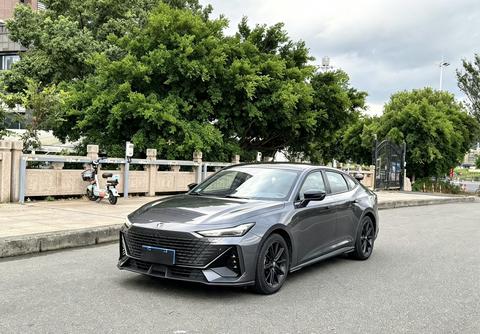 Changan UNI-V 2022