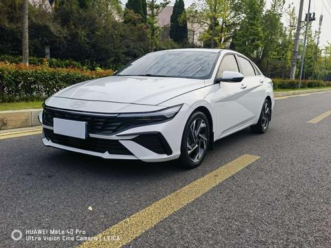 Hyundai Elantra 2023