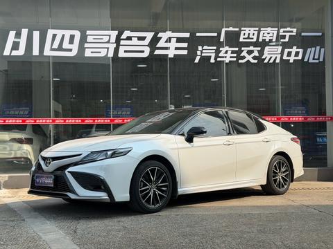 Toyota Camry 2021